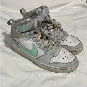 Nike Kids High-Top Sneakers - White and Mint
